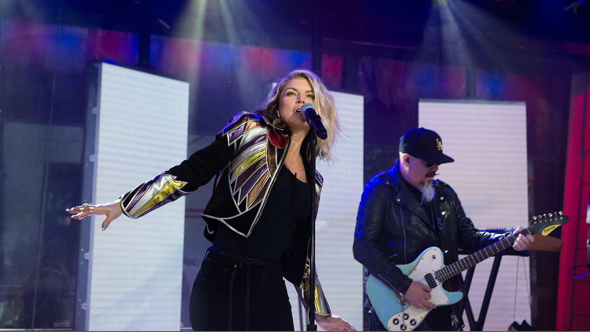 Watch Fergie perform her latest single, 'Life Goes On,' live on TODAY