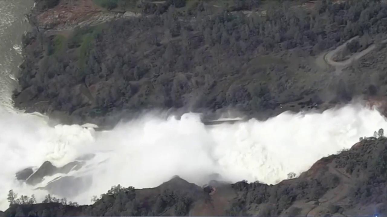 Nearly 200,000 Forced From Homes Due to Calif. Reservoir Flooding Emergency