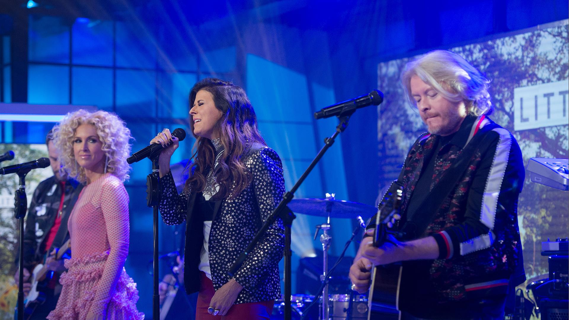 Watch Little Big Town perform 'Happy People' live on TODAY