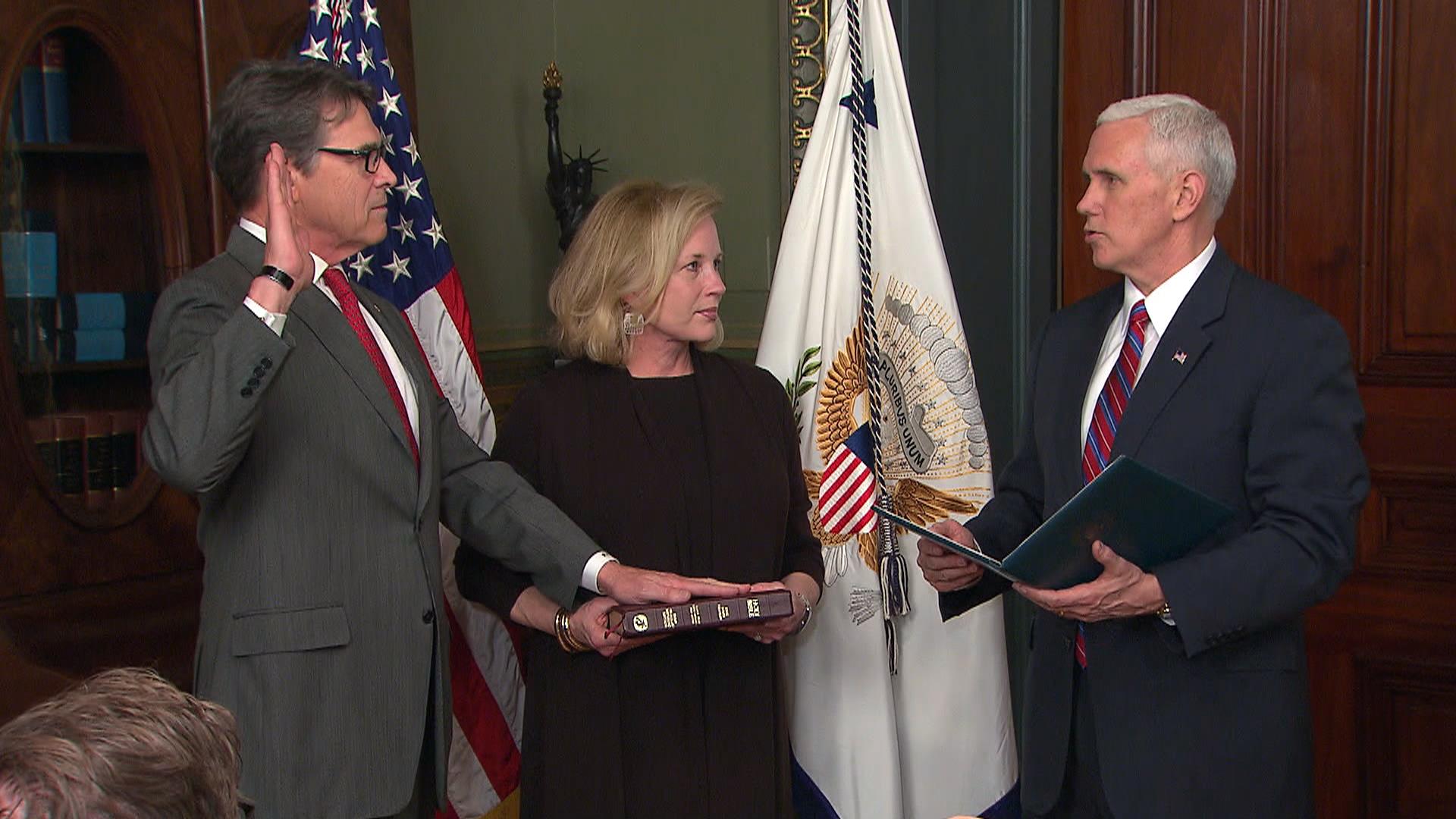 Rick Perry sworn in as Energy Secretary, Ben Carson at HUD