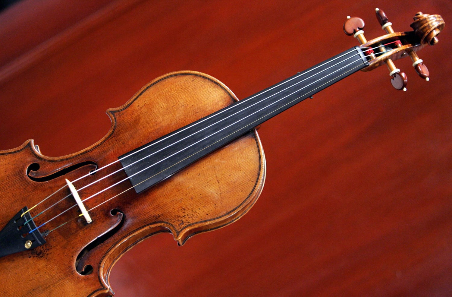 image-a-1729-stradivari-violin