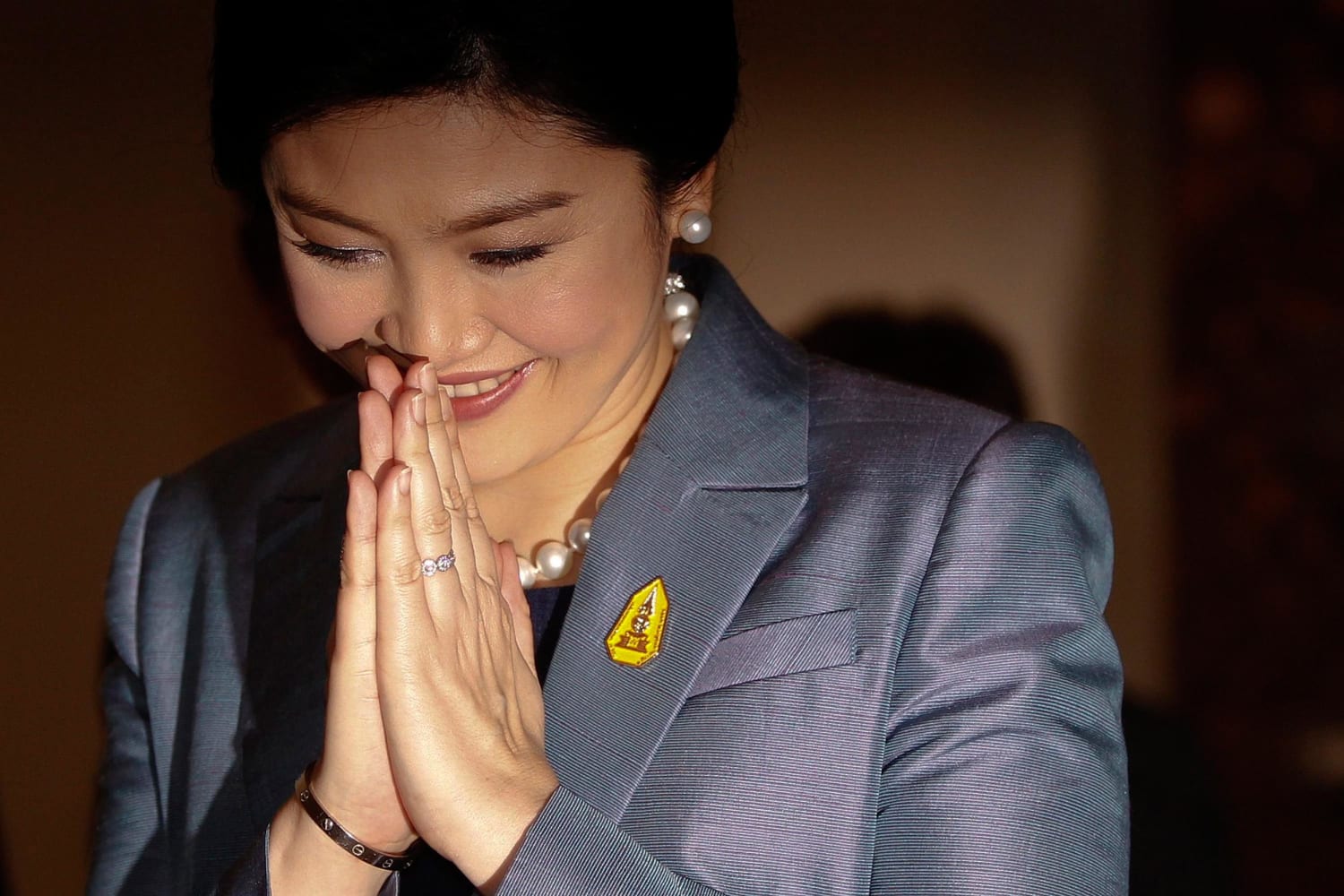est100 一些攝影(some photos): Yingluck Shinawatra, ( ยิ่งลักษณ์ ชินวัตร ), Thai Constitutional Court, step 