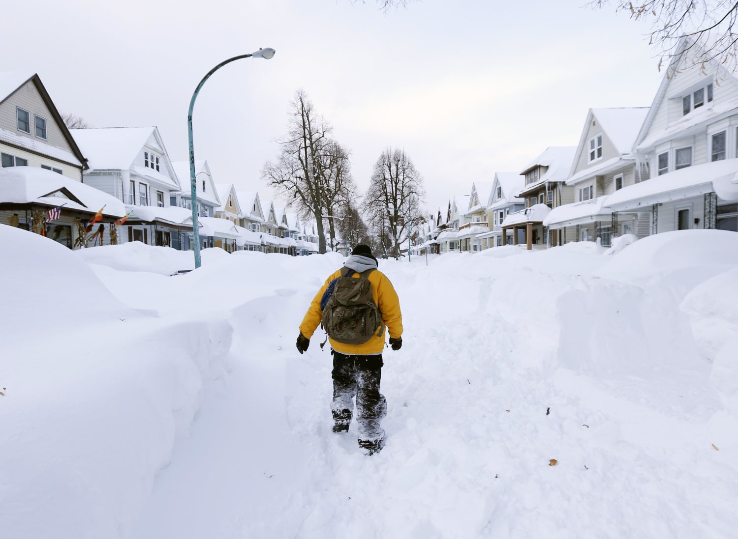 Buffalo S Roofs Creak After Winter Storm Dumps Seven Feet Of Snow Nbc