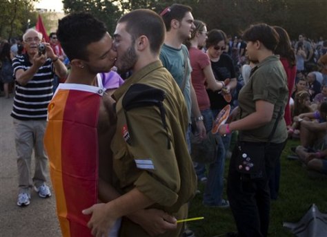 Palestinian Gay 20