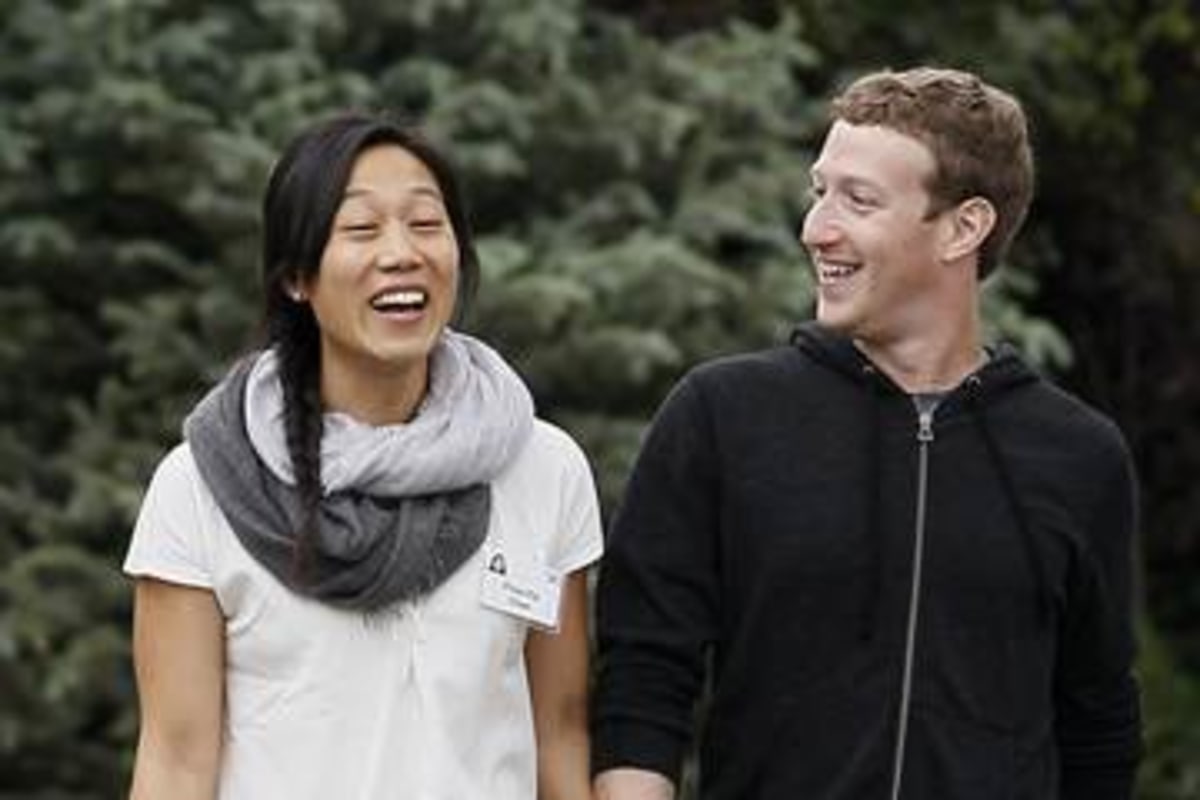 Zuckerberg's New Six-Foot Wall Irks His Hawaii Neighbors