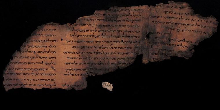 The Great Psalms Scroll together with the new fragment featuring Psalm 147:1.Shai Halevi/The Leon Levy Dead Sea Scrolls Digital Library