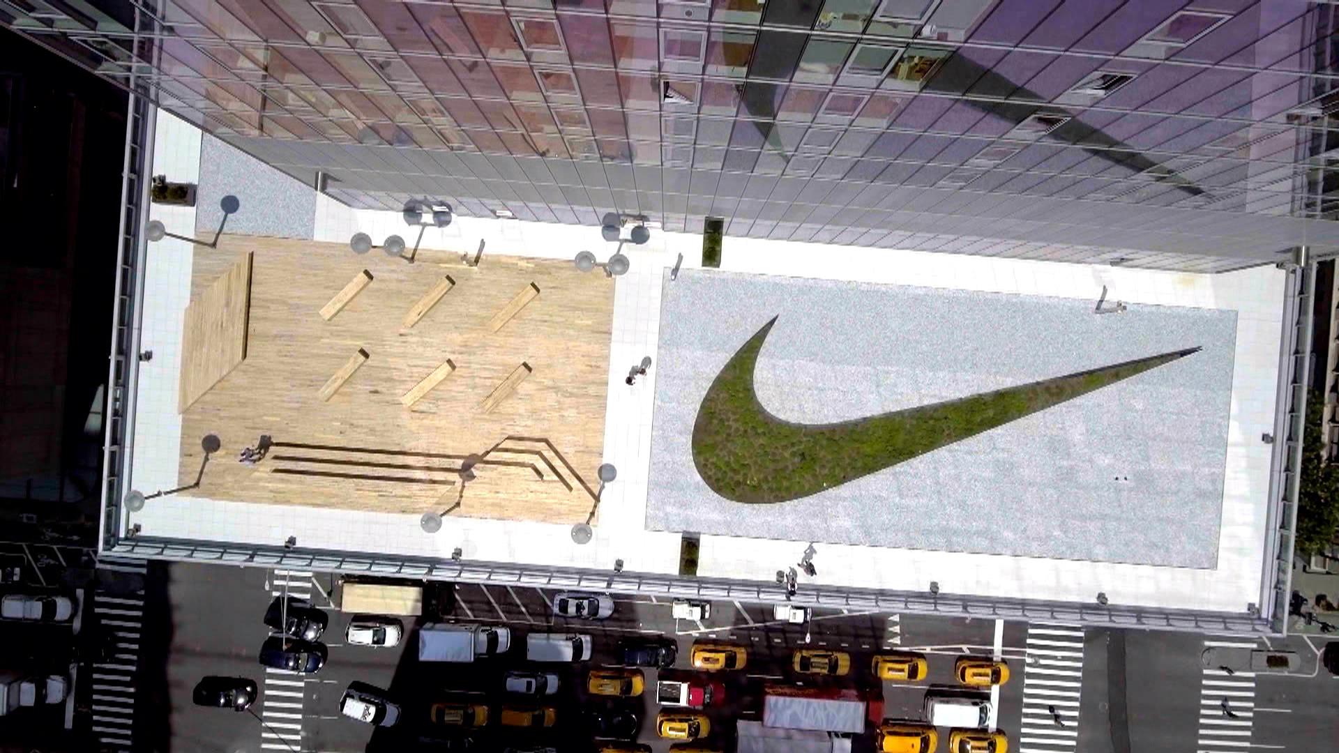 equilibrar Actor podar Gabby Douglas goes inside Nike's 'stunning' new NYC headquarters