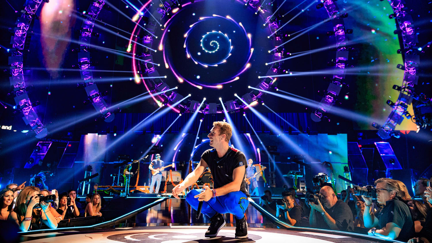 Coldplay to play 2016 Super Bowl halftime show: 'We are 