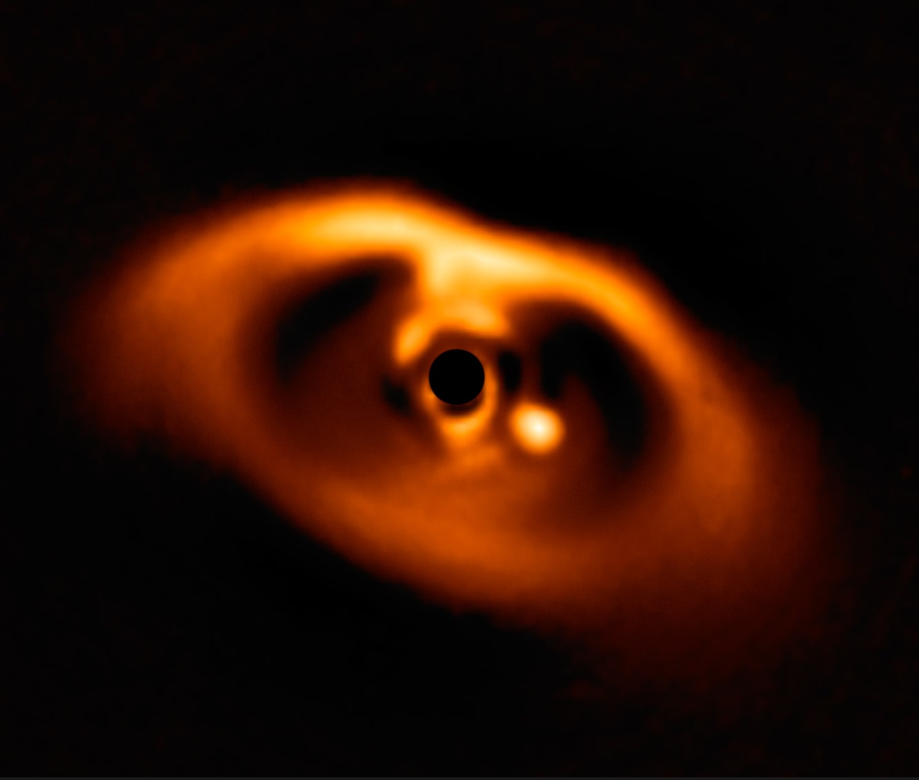 Giant telescope captures first image of a newborn planet