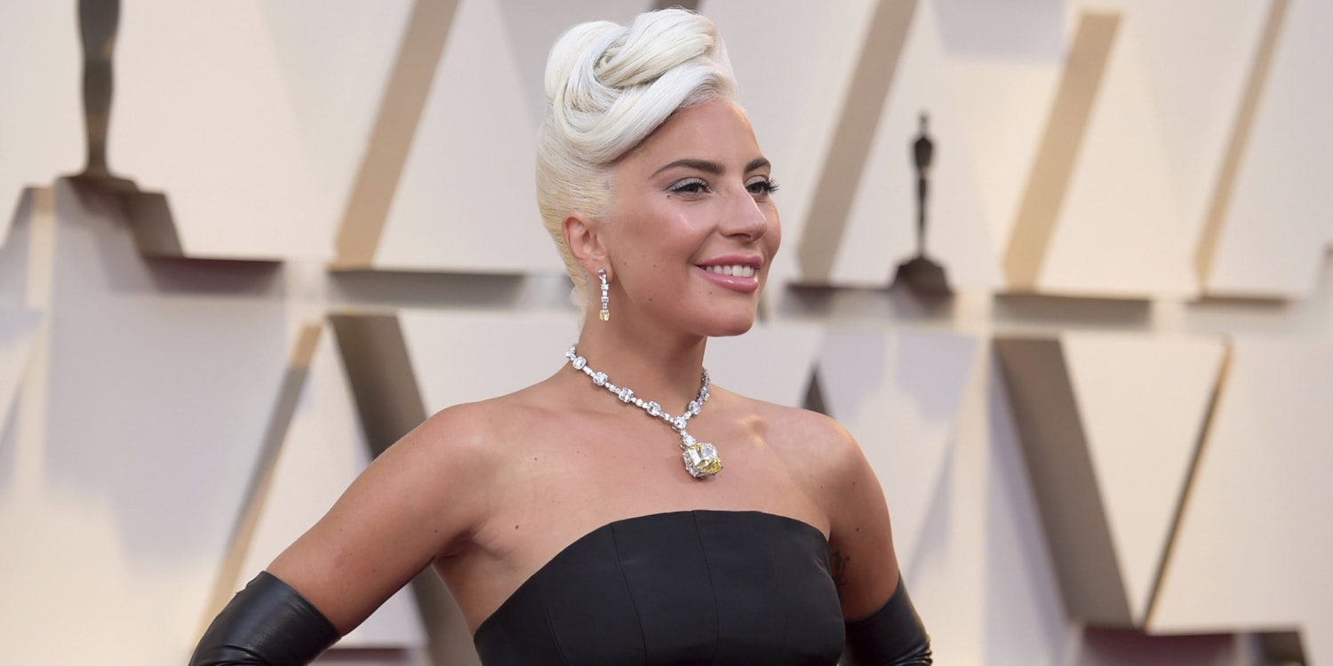 Best accessories from 2019 Oscars: Lady 