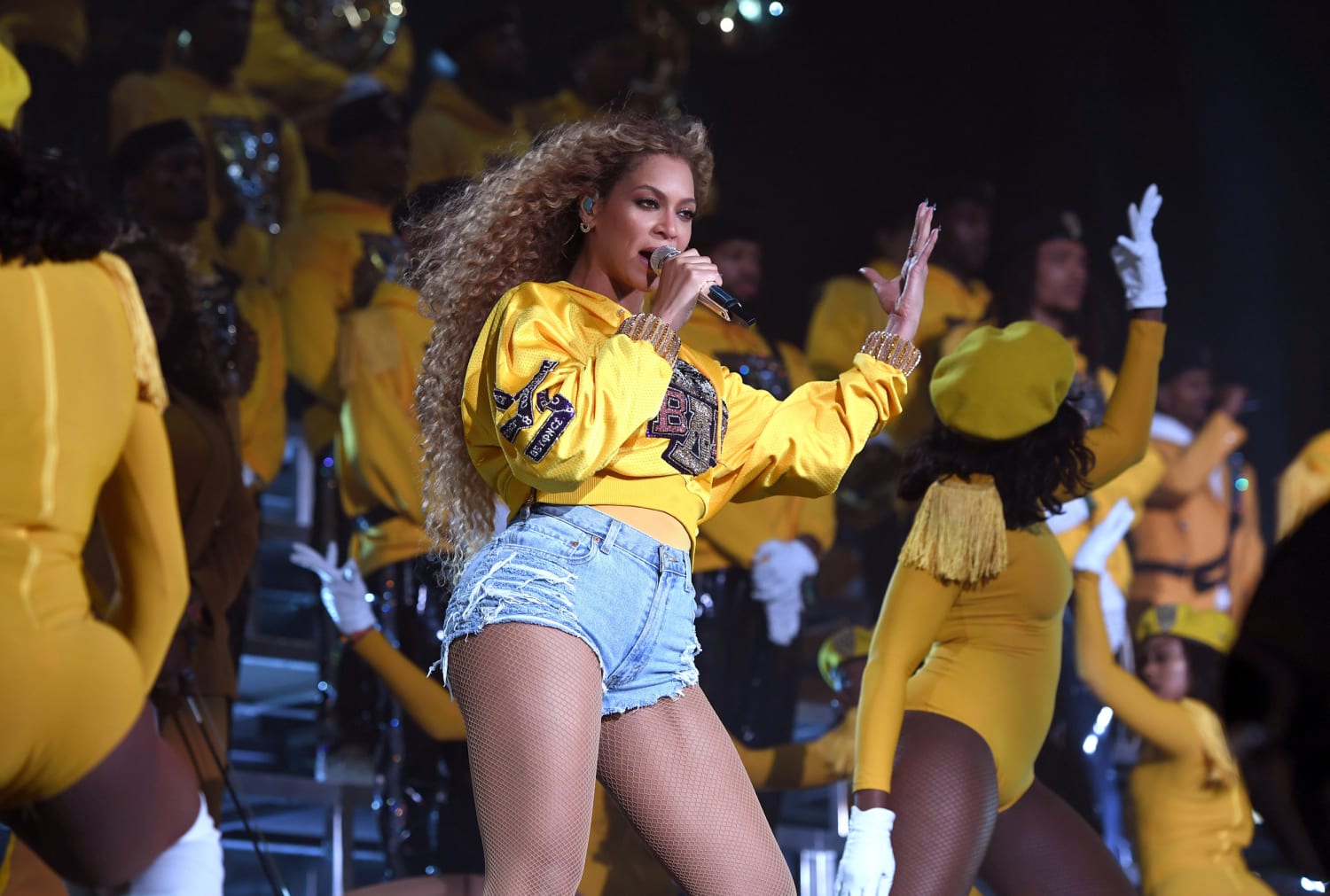 beyonce signs with adidas