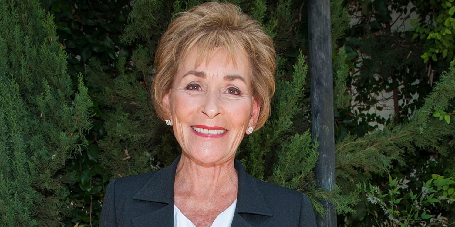 judge judy changed her hairstyle — and her bailiff has an