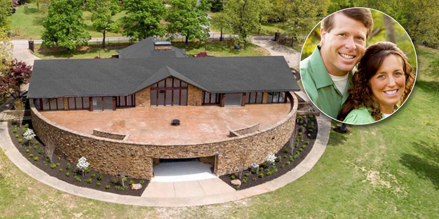 Duggars List 1 8 Million Fortress House After Renovation