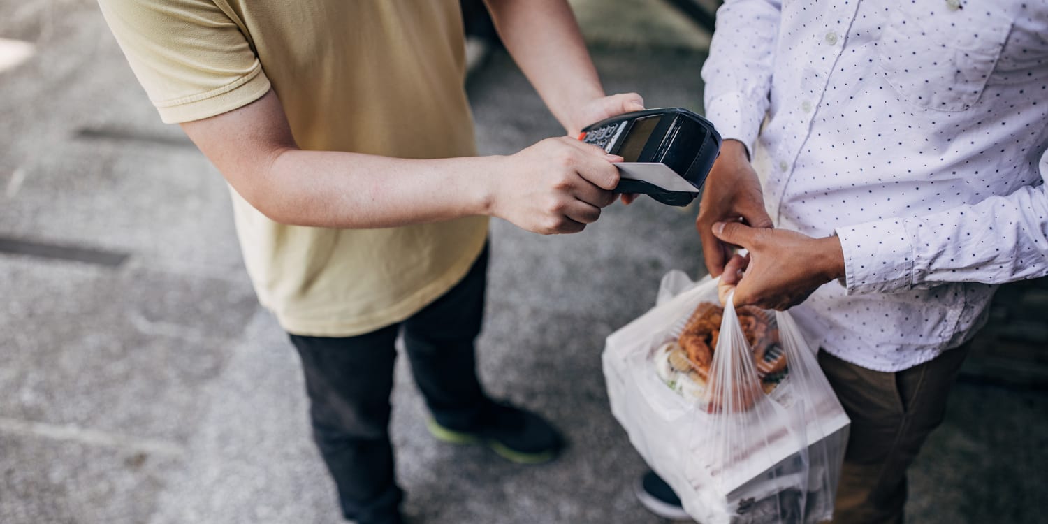 1 In 4 Delivery Drivers Admit To Tasting Your Food Before