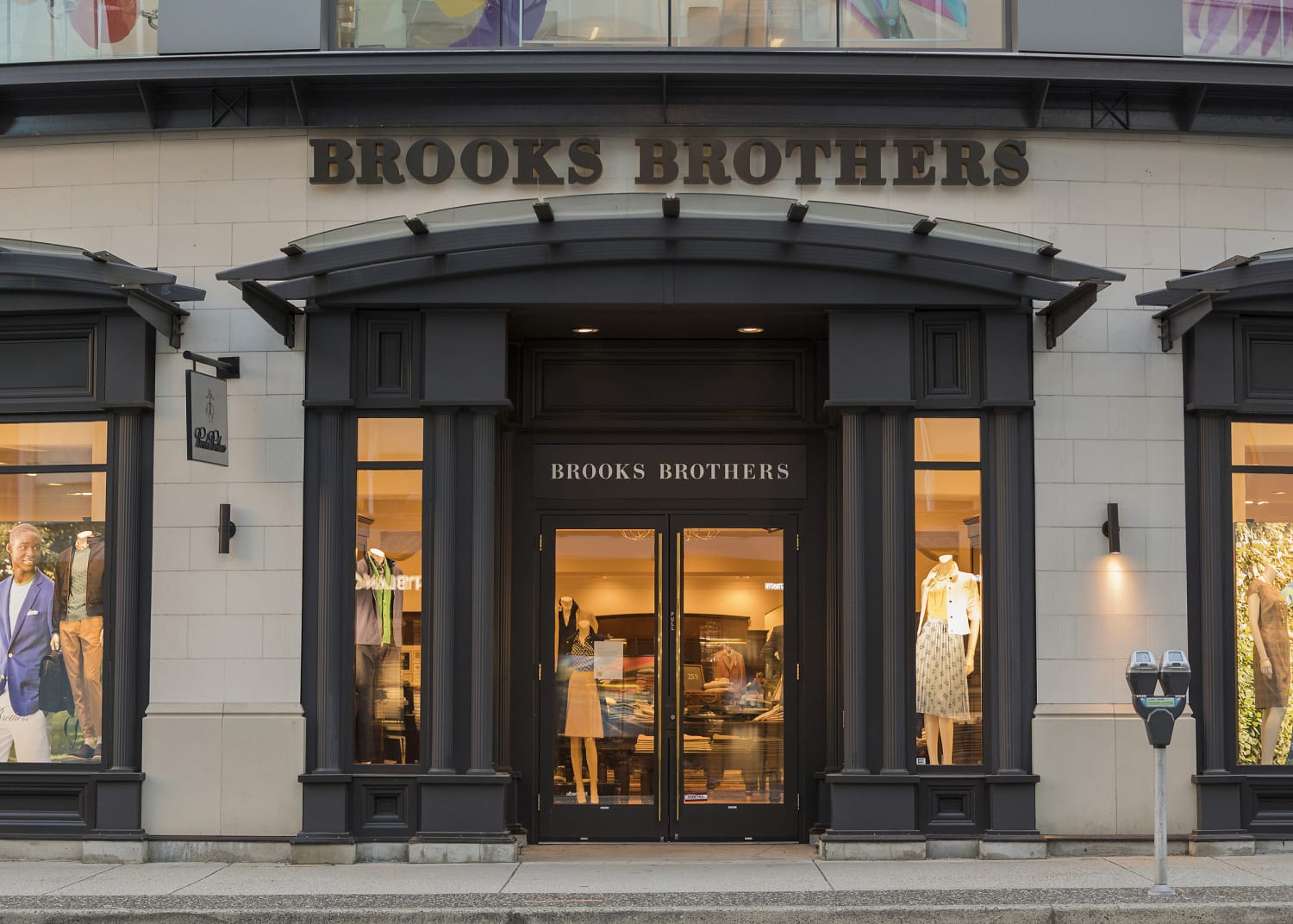 Brooks Brothers, which outfitted 40 of 