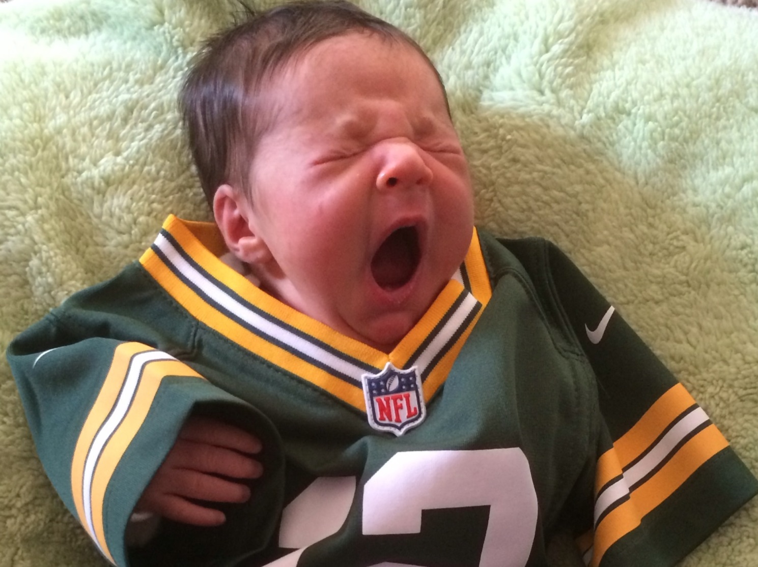 Baby with broken collarbone named after injured quarterback Aaron