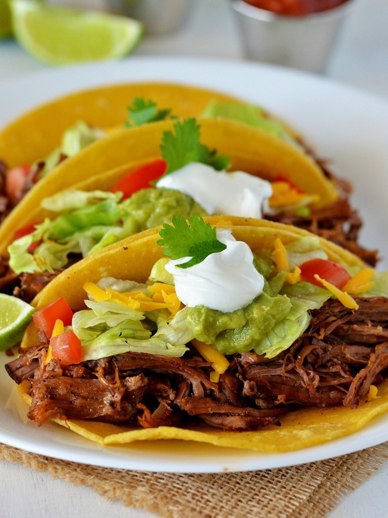 5 slow cooker taco recipes that make dinner deliciously easy