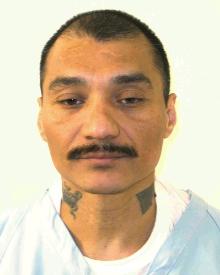مواد مخدر مبادله مواد مخدر در اعدام قاتل سريال آلفردو پريتو