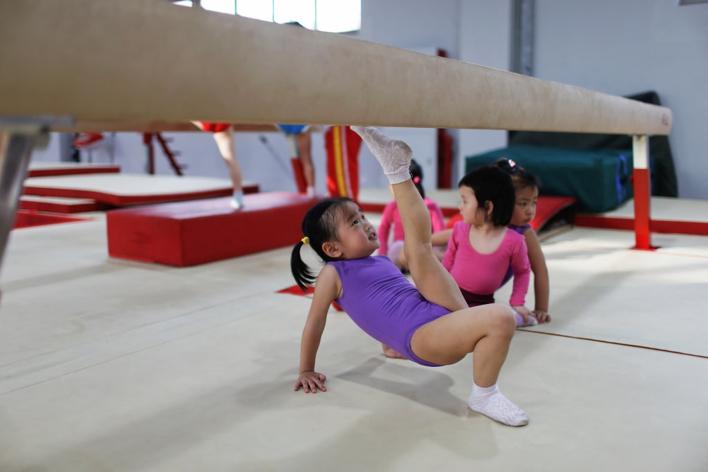 Amazing Chinese gymnastics performance | Gymnastics dance 