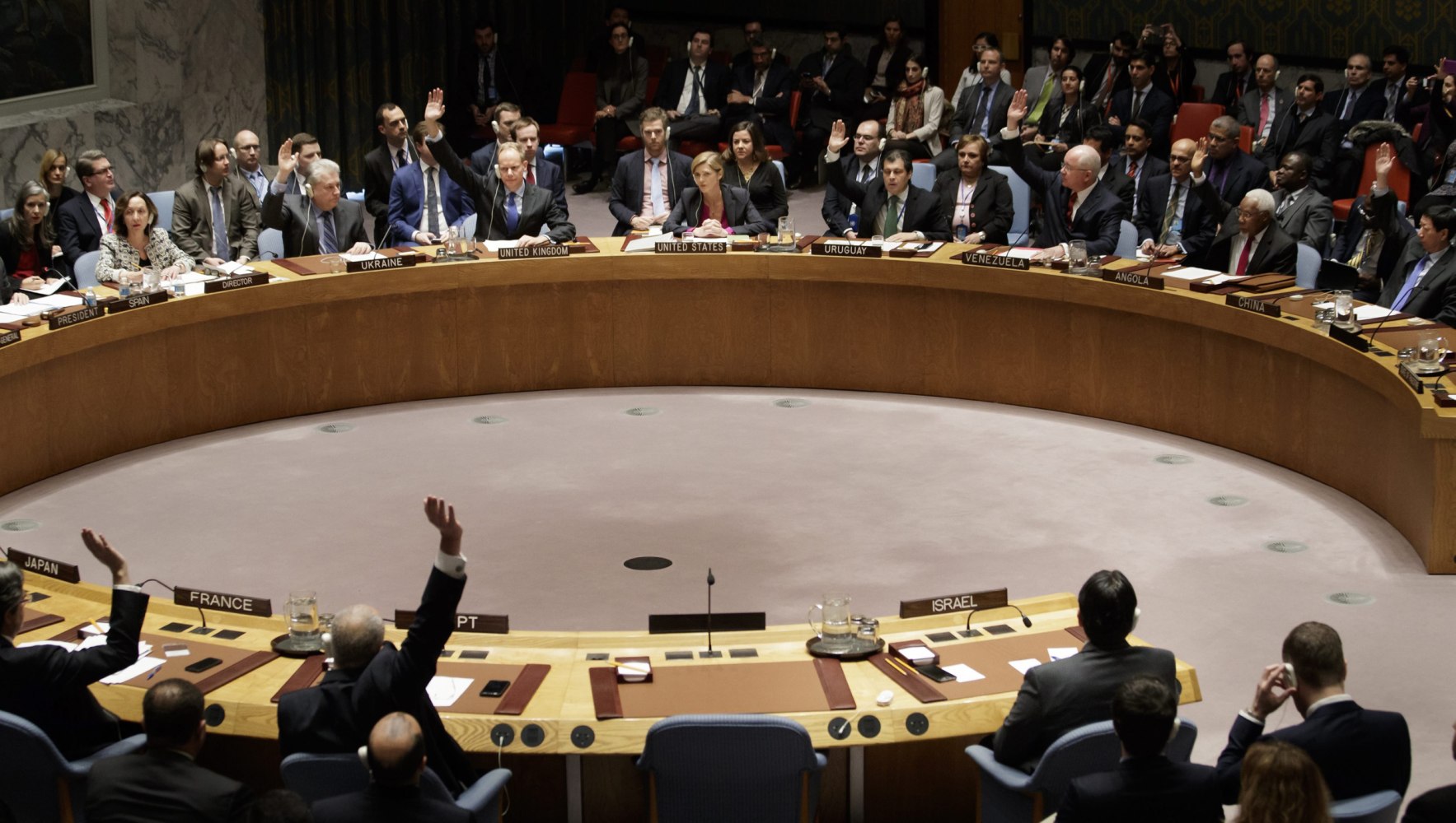 UNSC votes to condemn Israel.