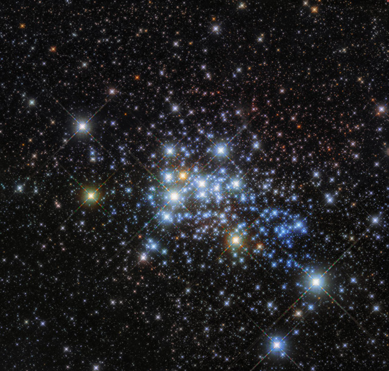Image: Hubble Hones In On A Hypergiant's Home