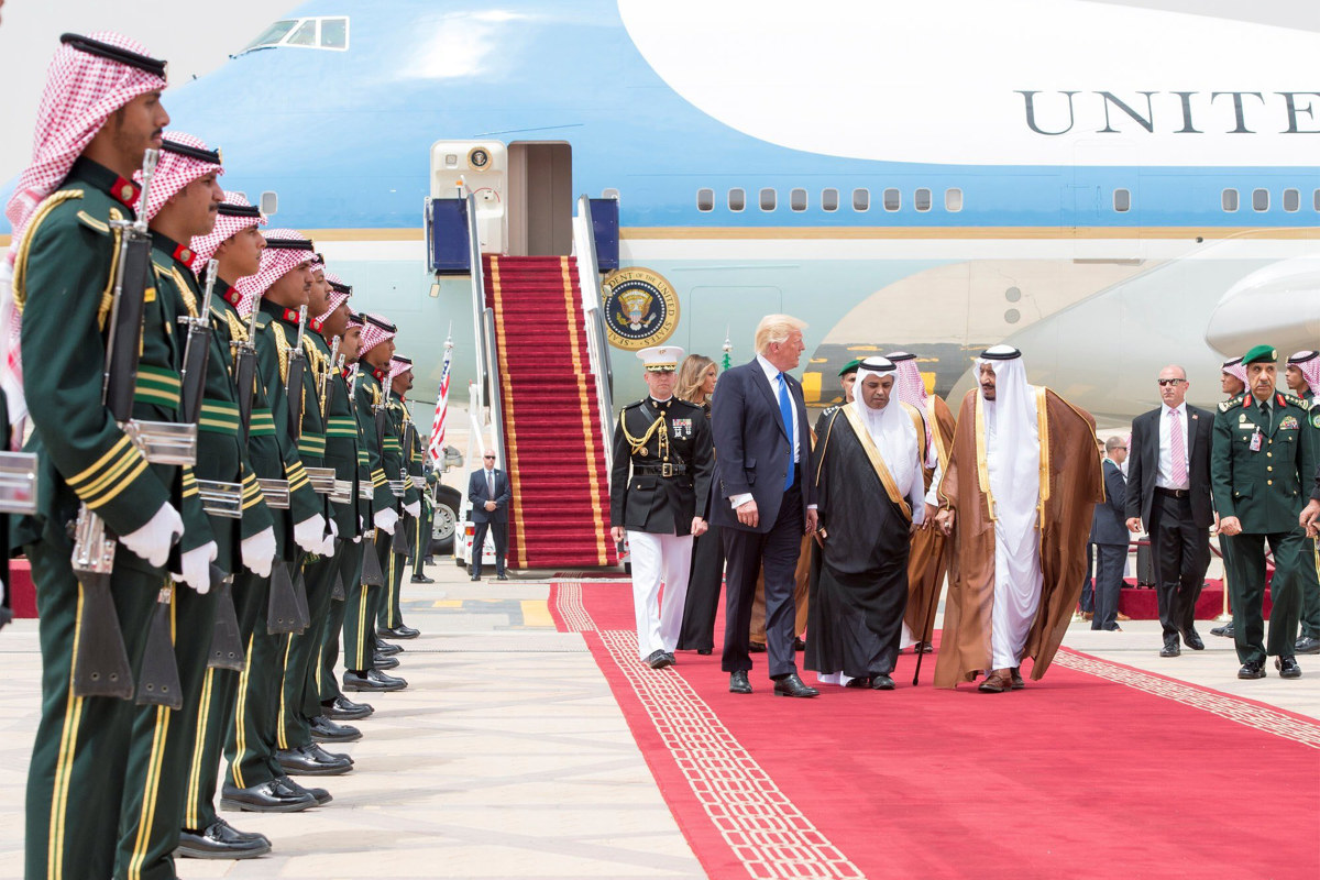 Donald Trump Lands in Saudi Arabia on First Overseas Visit of Presidency - NBCNews.com