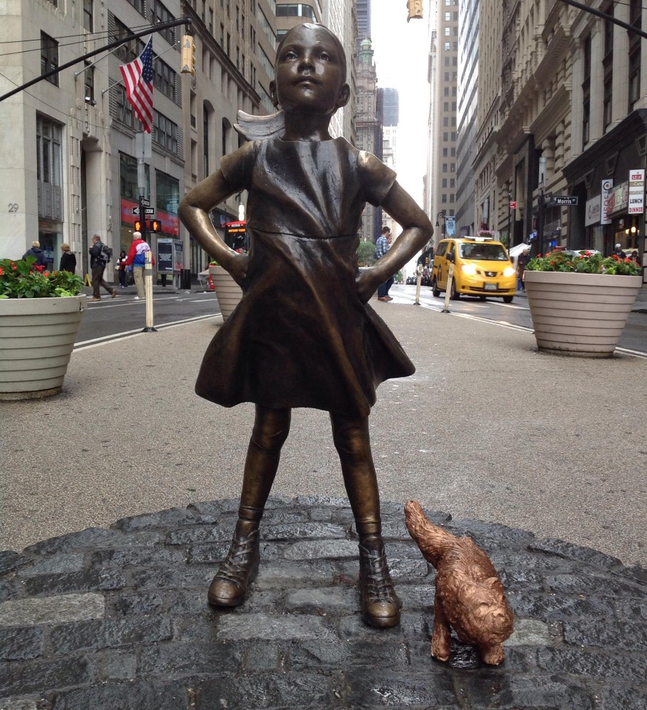LOL, artist installs statue of urinating dog next to ‘Fearless Girl’ in protest 170530-sketchy-dog-mn-0940_eec783453b475b0a69328af6eb7cf755.nbcnews-ux-2880-1000