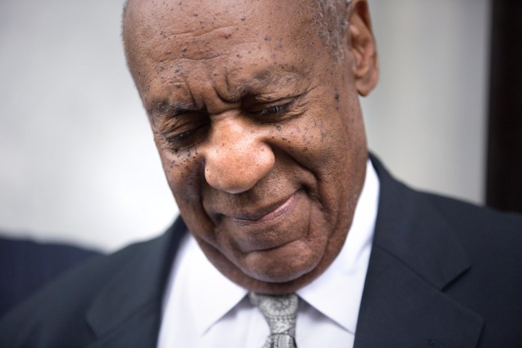 مجموعه تهاجمی  جنسی  بیل  Cosby  برای  ماه نوامبر  تعیین شد