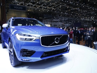 Volvo Is First Automaker to Offer Electric or Hybrid Only