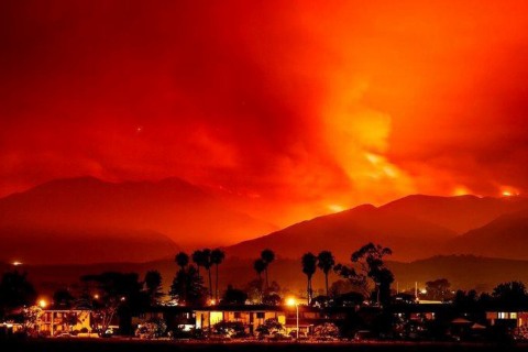 Mesa AZ Wildfire - Its ALREADY changed course...and it's early! Ss-170710-california-wildfires-se-01_9e6c933d923784777d27d1ad704752cb.nbcnews-fp-480-320
