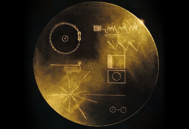 voyager spacecraft disc