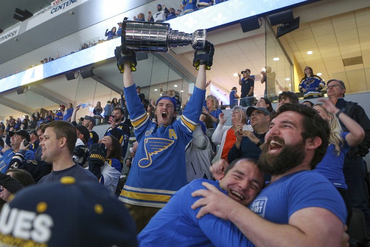 Jubilant St. Louis celebrates after Blues win first NHL title in team history