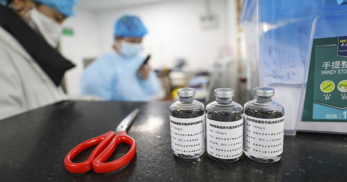 عُلب دواء "ريمديسيفير"  التجريبي في مستشفى في ووهان الصينية | عبر وكالة أي بي