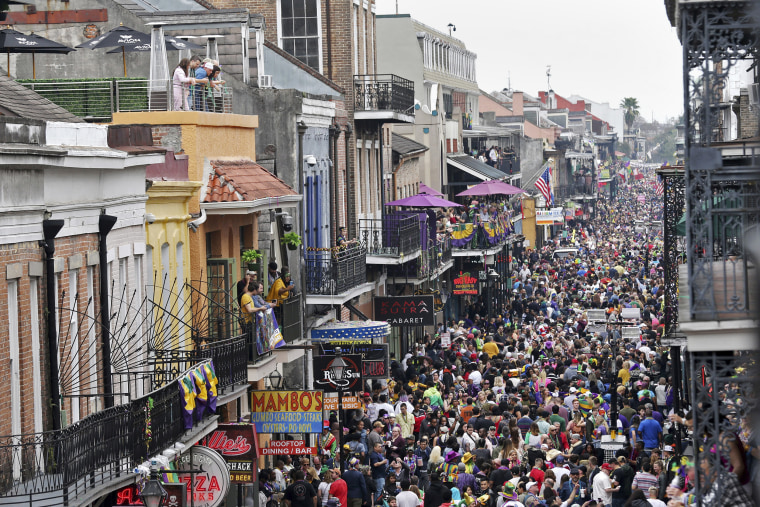 Image: Bourbon Street during Mardi Gras