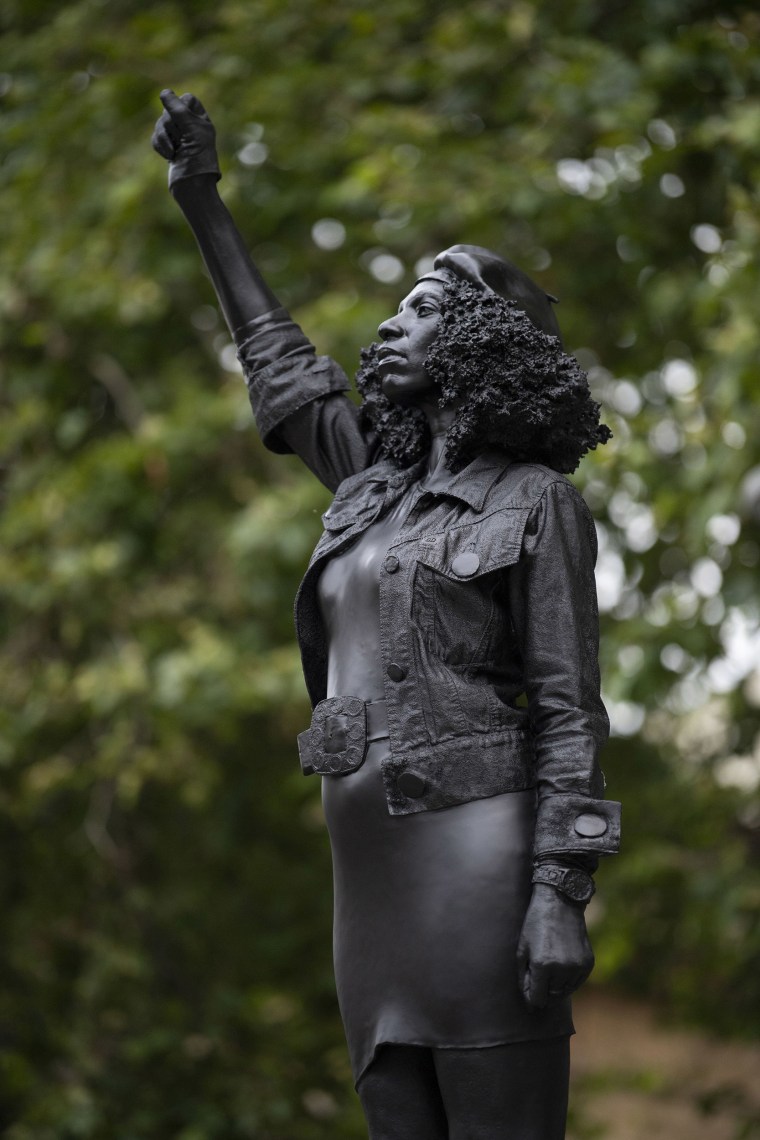 British slave trader statue replaced by sculpture of Black Lives ...