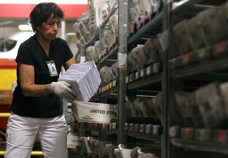 Image: U.S. Postal Service Proposes Cutting 120,000 Jobs