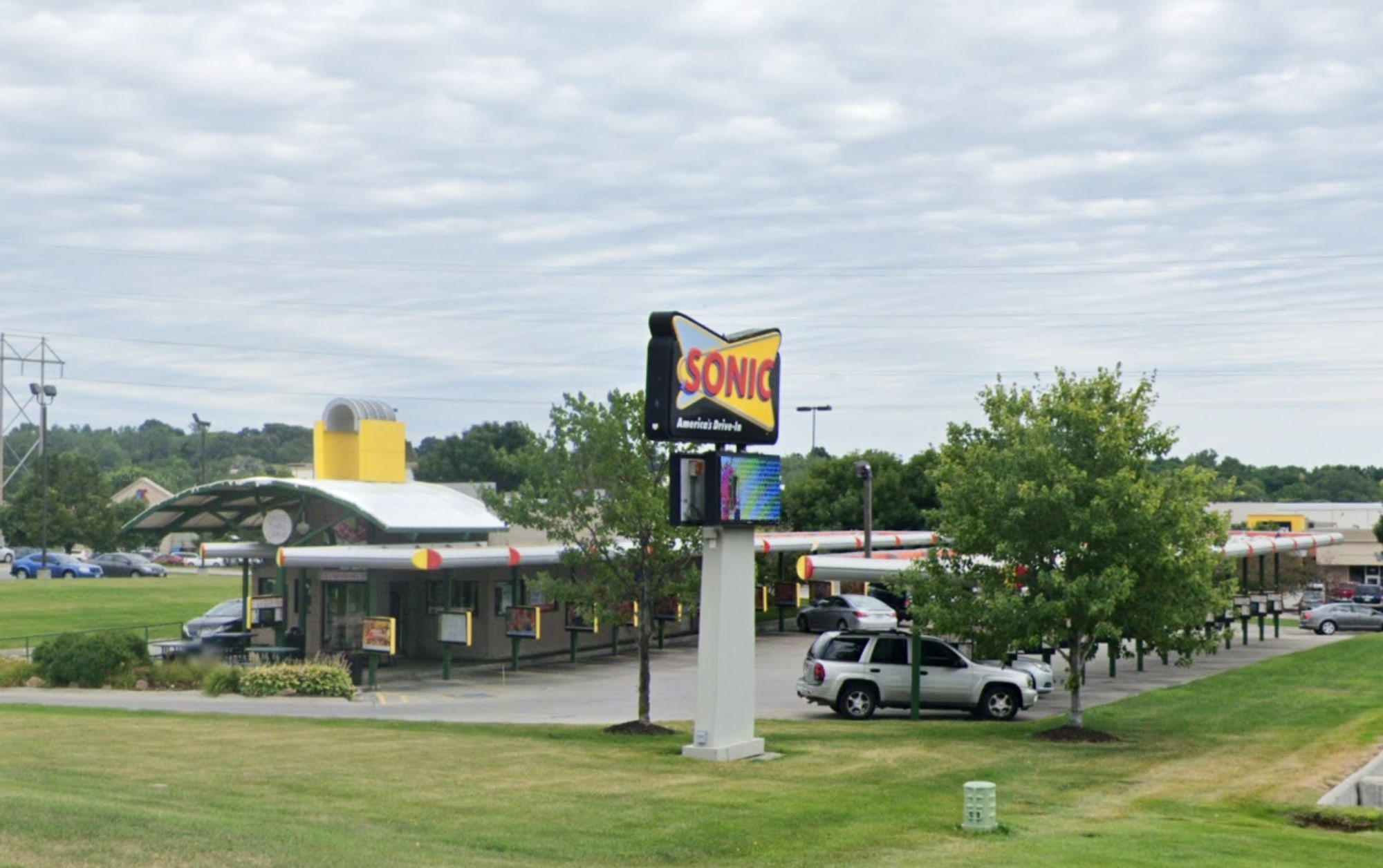 Two People Killed, Two Injured in Shooting at Nebraska Sonic Drive-In