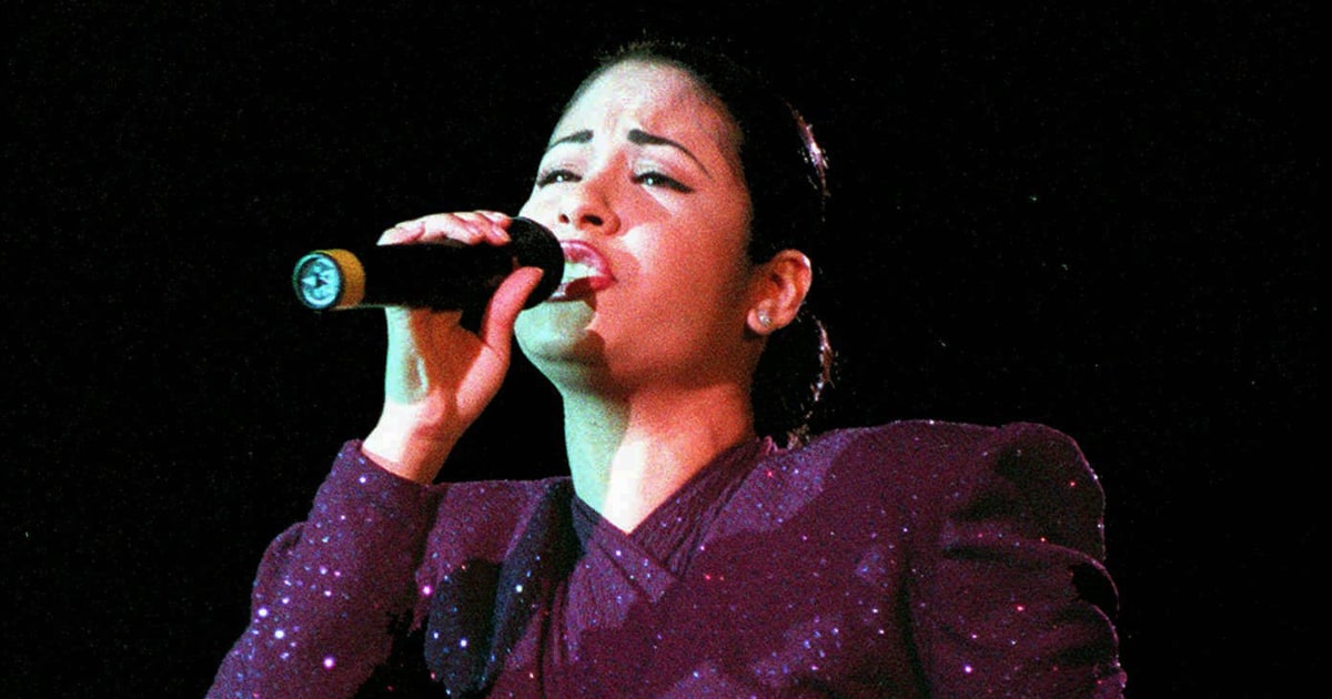 Selena honored with Grammy’s Lifetime Achievement Award