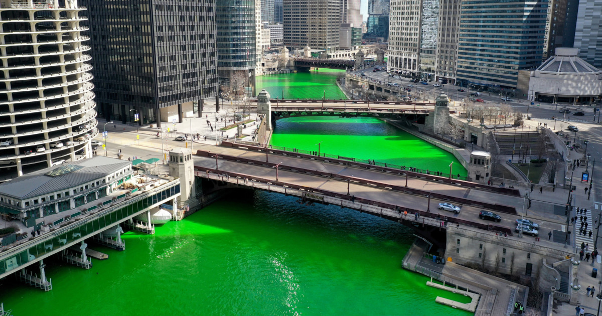 Chicago River turned green for St. Patrick’s Day as a surprise from the city