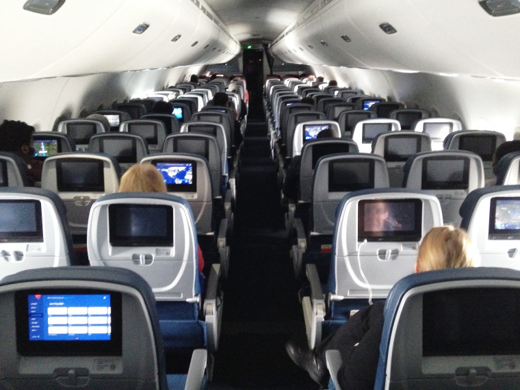 delta airlines seat legroom