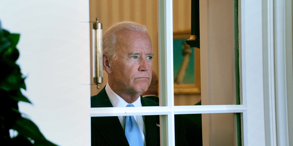 Photo of 'sad Joe Biden' staring out a window sparks hilarious memes